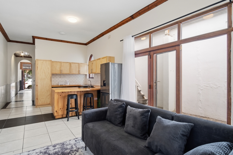 To Let 4 Bedroom Property for Rent in Woodstock Western Cape